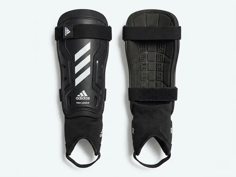 Deker Futsal Adidas Predator - Aksesoris Olahraga Original